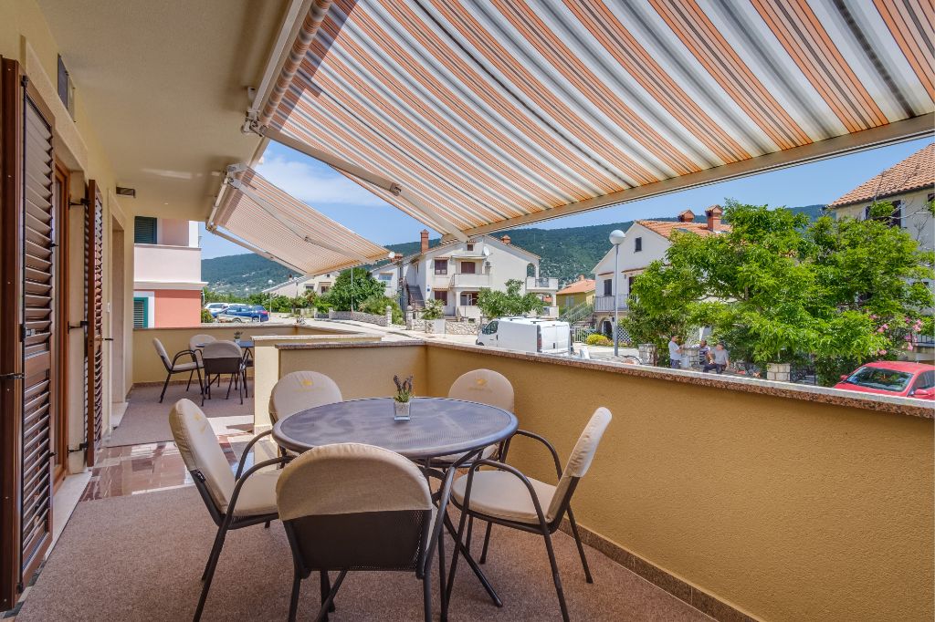 A4+1 balcony